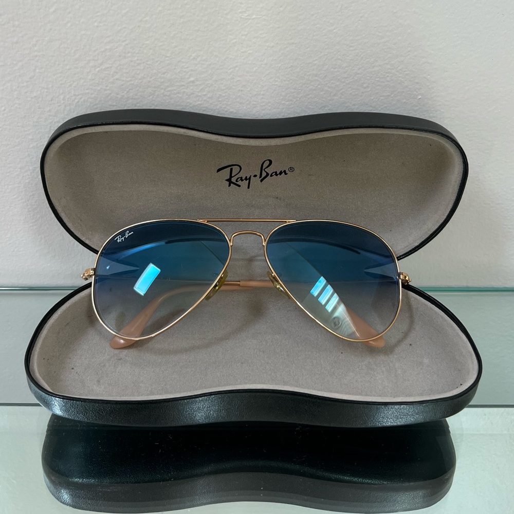 Ray Ban Gold Gradient Aviator Sunglasses